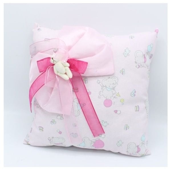 Desenli Kare Ayıcıklı Pembe Takı Yastığı