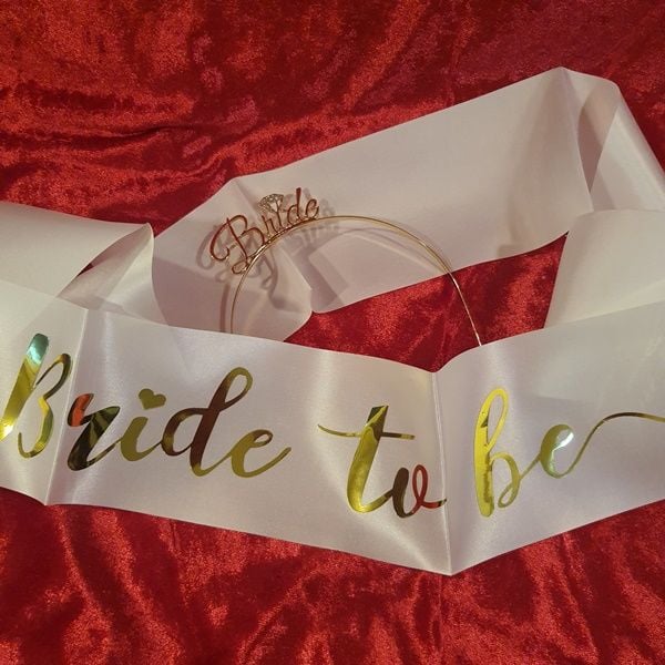 Bride to Be Kuşak ve Taç Set