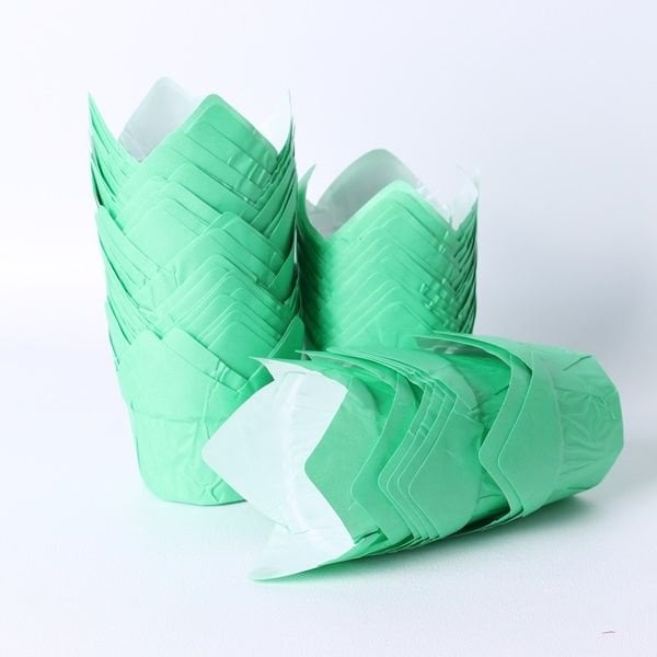 Açık Yeşil Lale Cupcake Kek Kalıbı 50 Adet